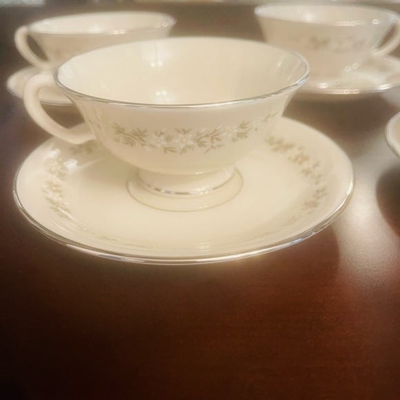 Lenox Brookdale 5 Tea cups - Picture 2 of 4